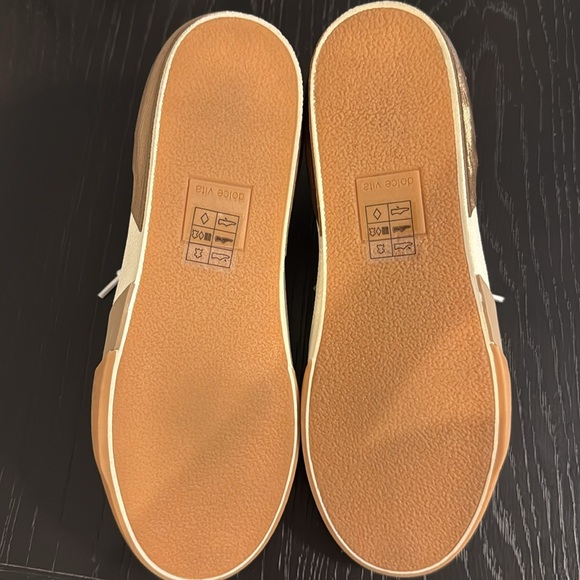 Dolce Vita White and Tan Sneakers Minimalist Design - Picture 3 of 3